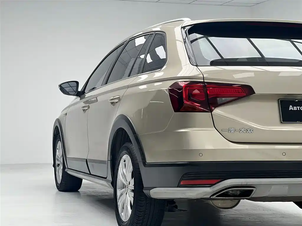 Volkswagen C-TREK 2018 230TSI DSG Comfort фото 10