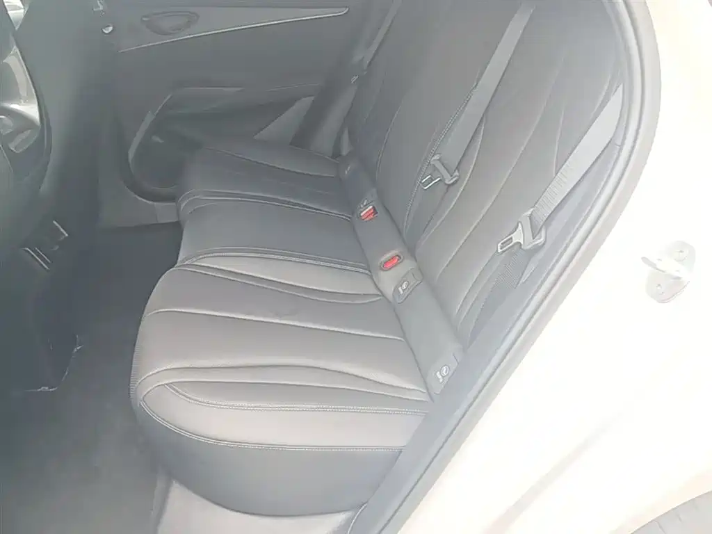 BYD Seal 06 New Energy 2025 DM-i Smart Drive 80KM Luxury фото 17