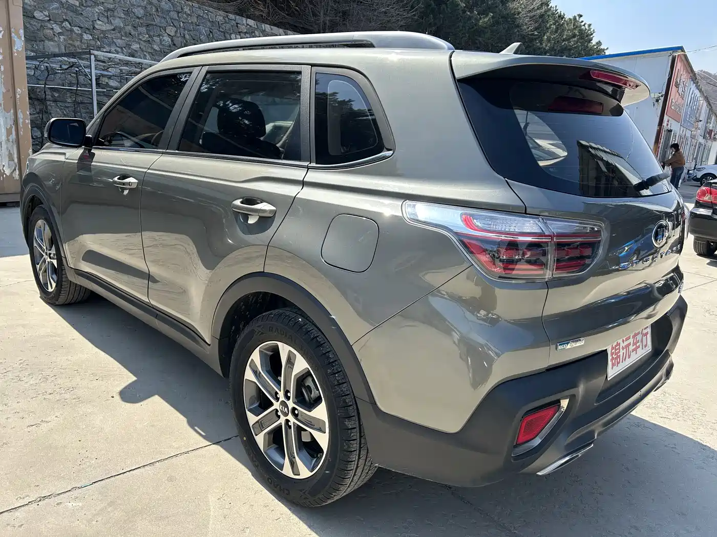 Kia Sportage 2019 2.0L Automatic Smart Luxury Edition фото 9