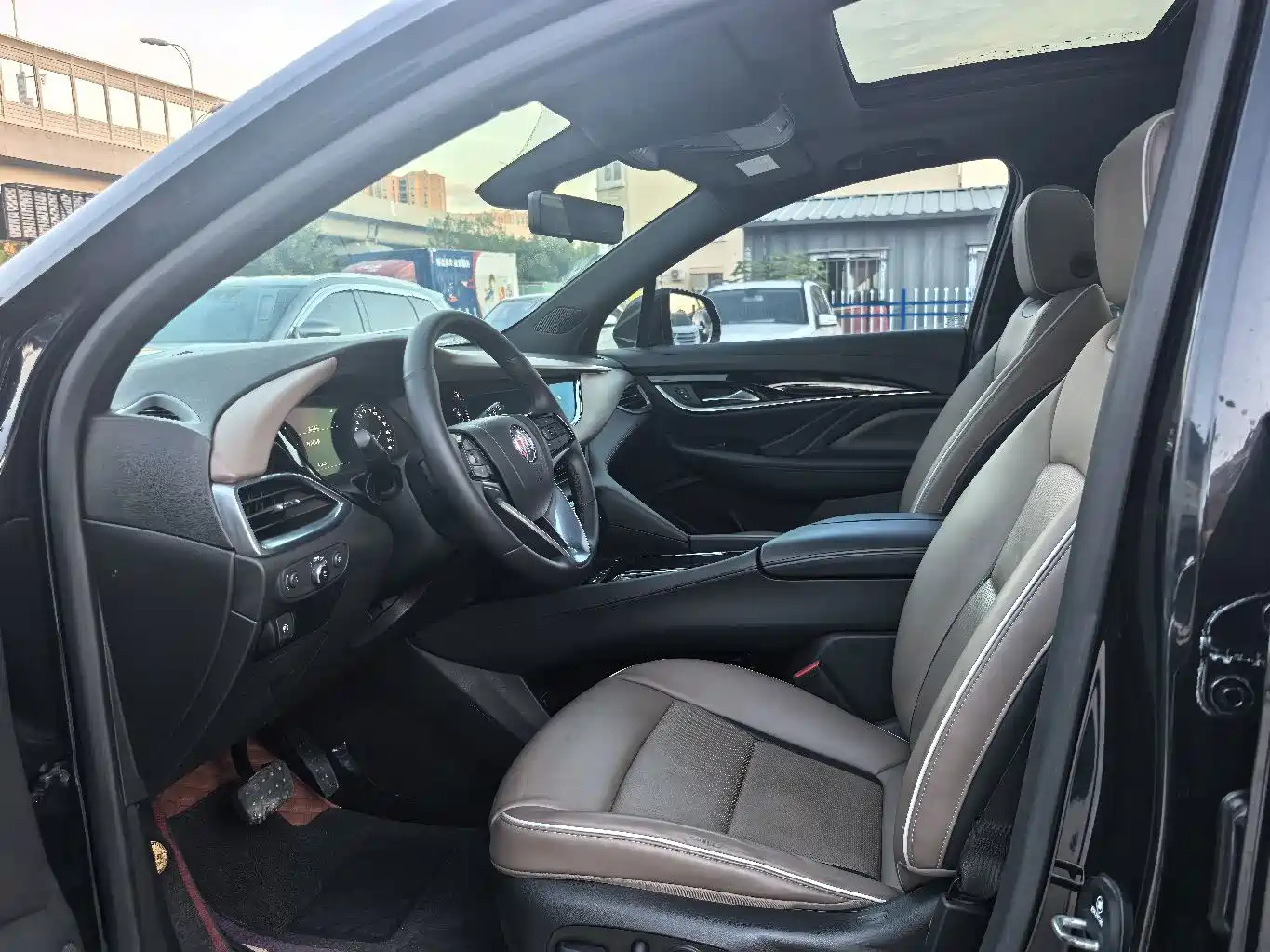 Фото 4 - Buick Enclave
