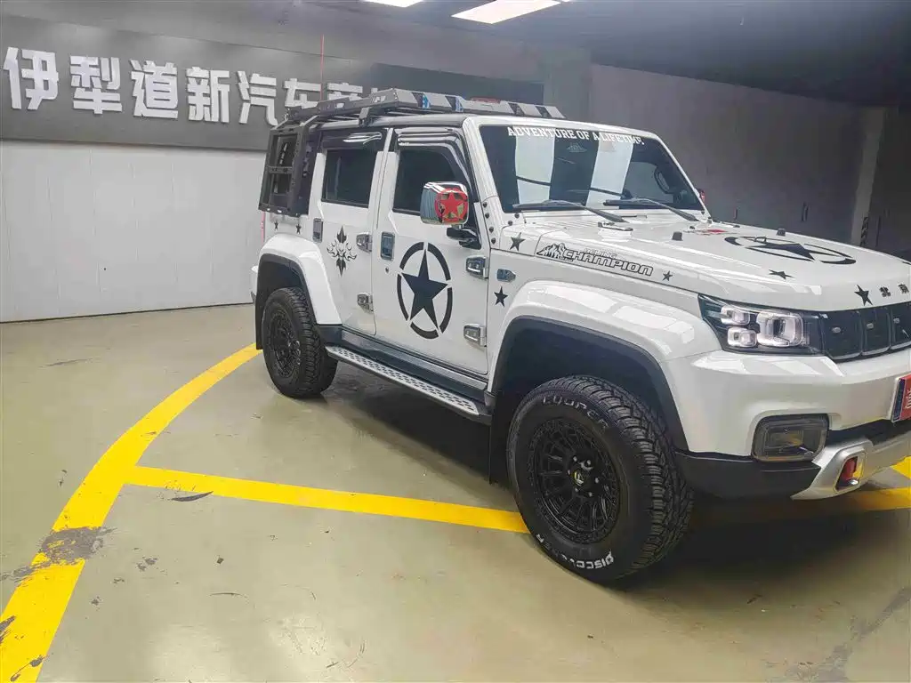BAIC ORV Beijing Offroad BJ40 2023 2.0T Auto 4WD Urban Hunter Knight Edition фото 3