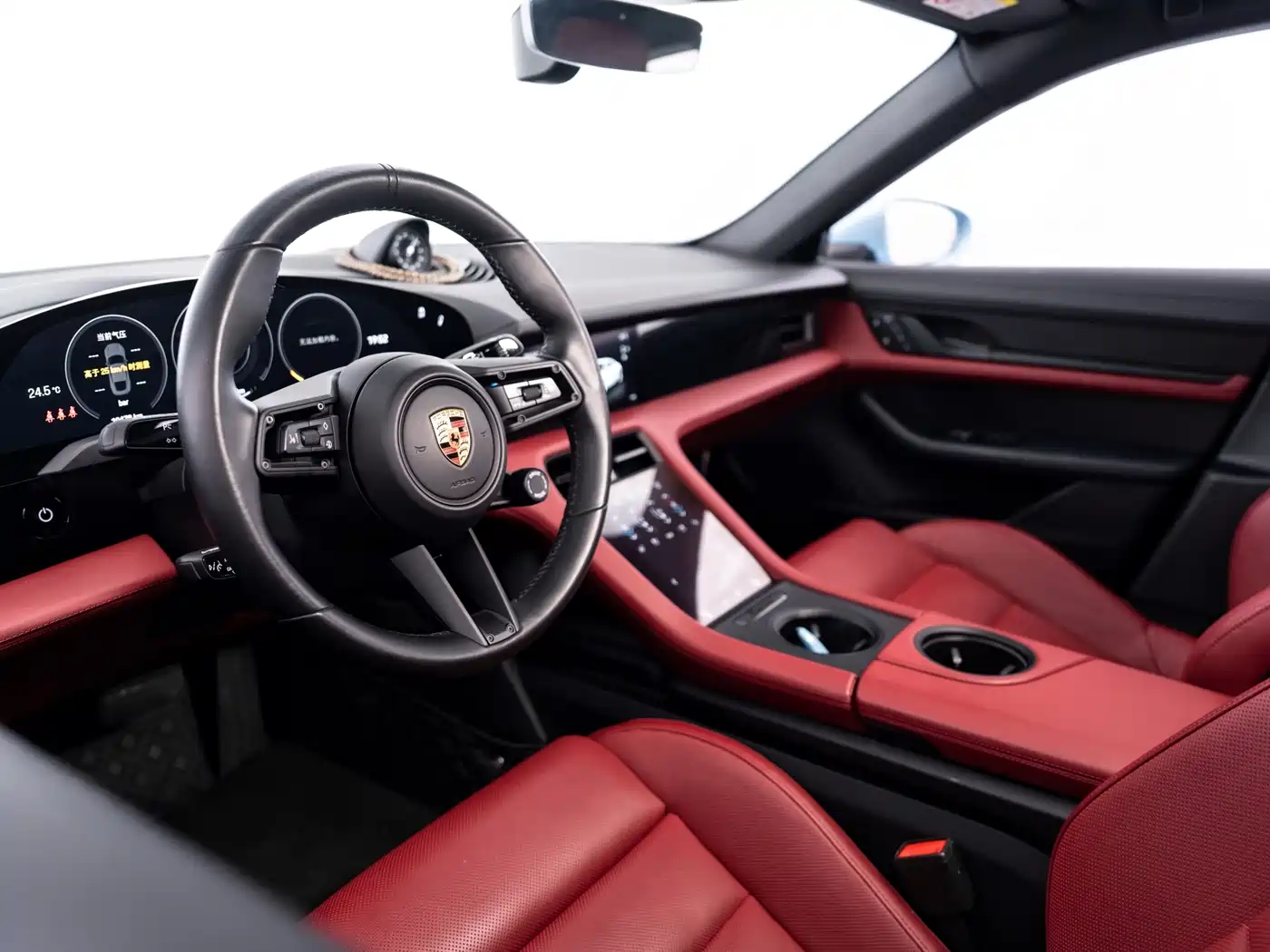 Porsche Taycan, миниатюра 8
