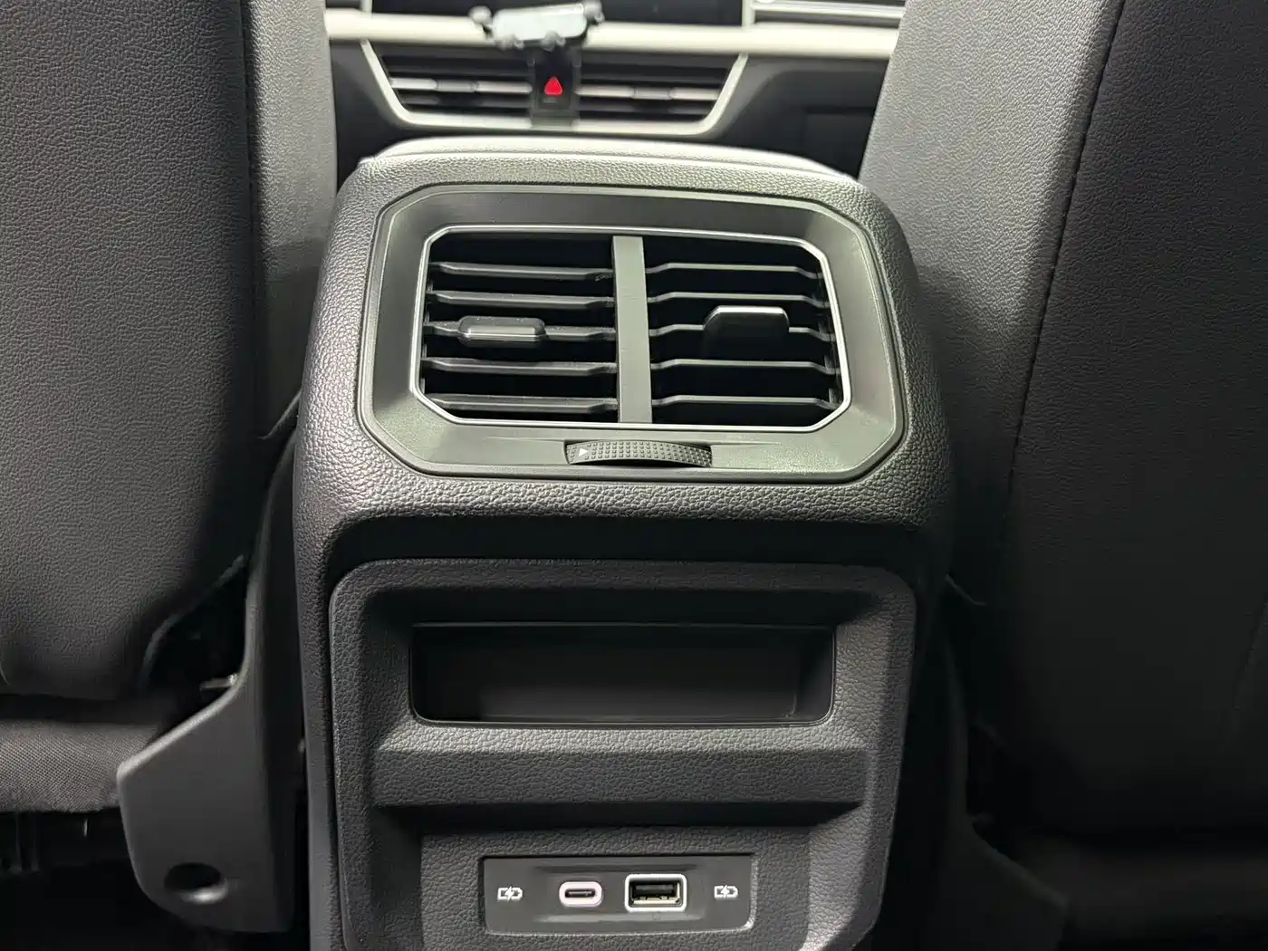 Volkswagen Tiguan L 2023 280TSI 2WD Trend Limited Edition фото 18
