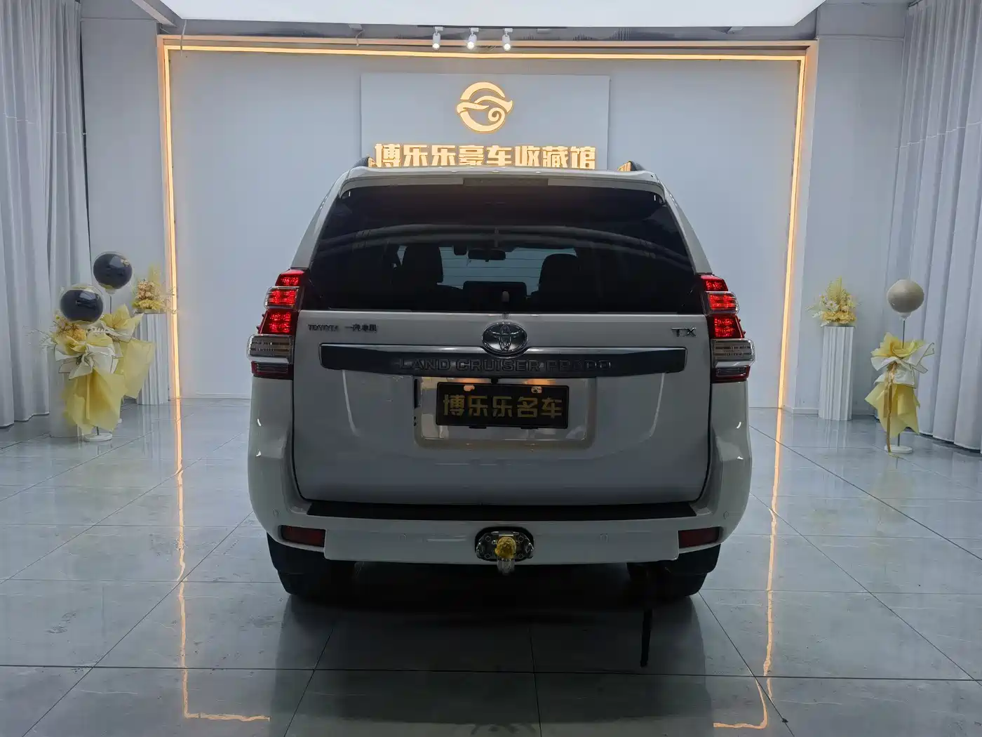 Toyota Prado 2016 3.5L Auto TX-L фото 14