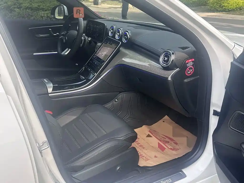 Фото 4 - Mercedes-Benz C-Class