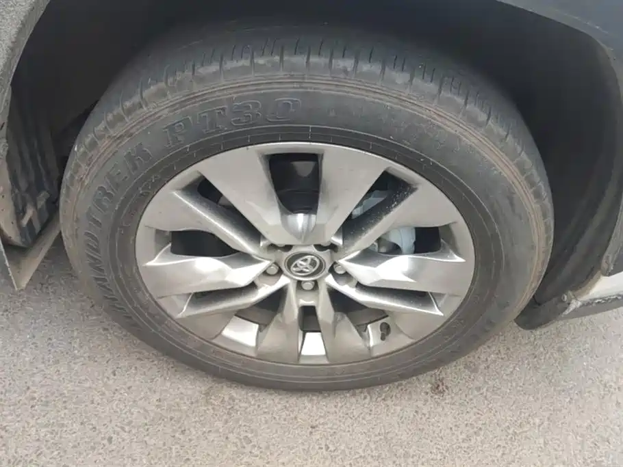Toyota Wildlander 2024 2.0L CVT FWD Leading Edition фото 6