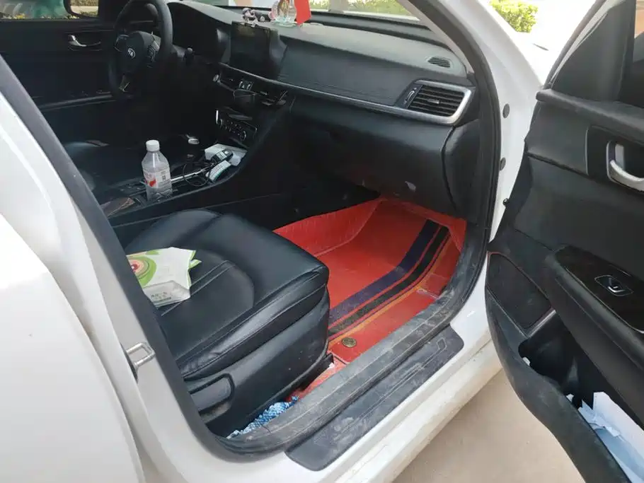 Фото 8 - Kia K5