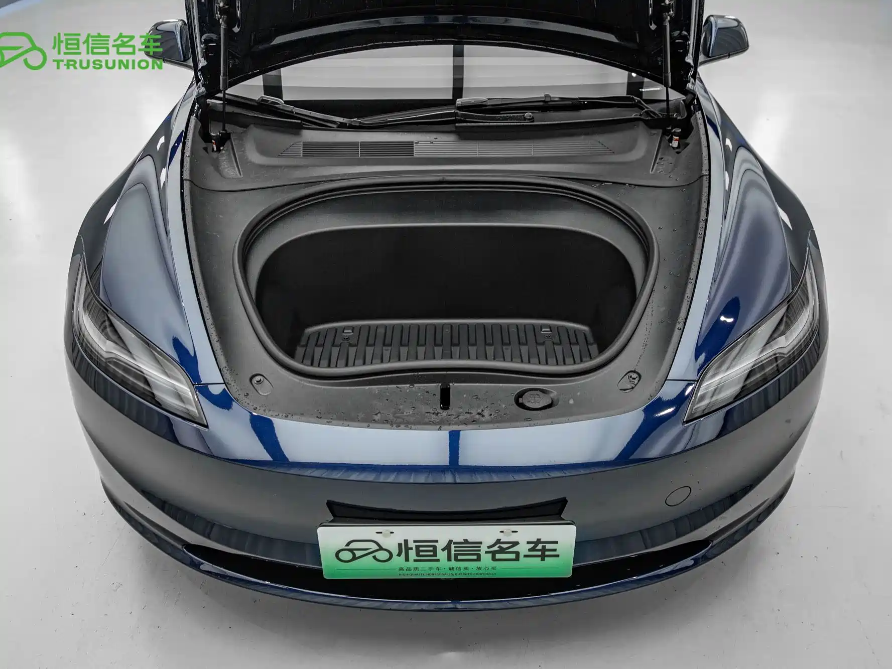 Фото 20 - Tesla Model 3