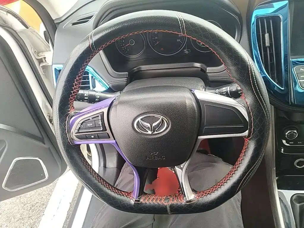 BAIC Huansu S5 2018 2017 1.3T Manual Deluxe