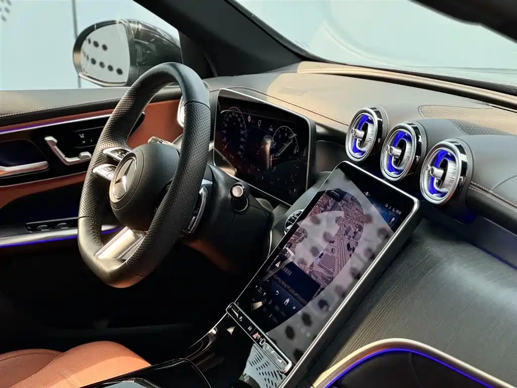 Mercedes-Benz GLC 2025 Model Year GLC 260 L 4MATIC Luxury фото 10