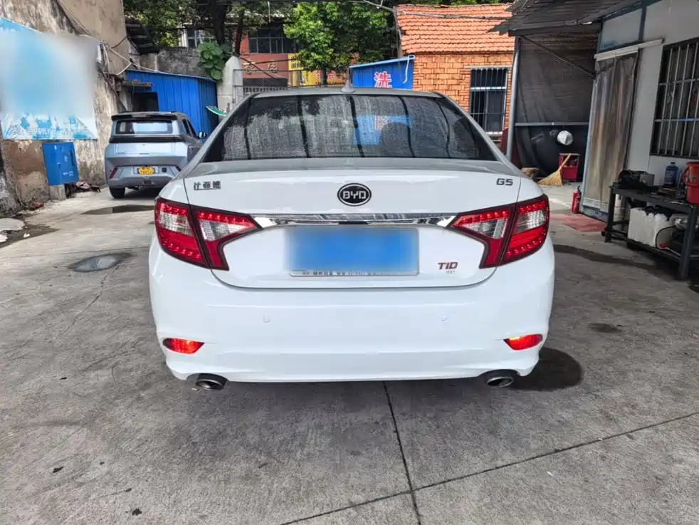 BYD G5 2015 2014 1.5TID Automatic Premium