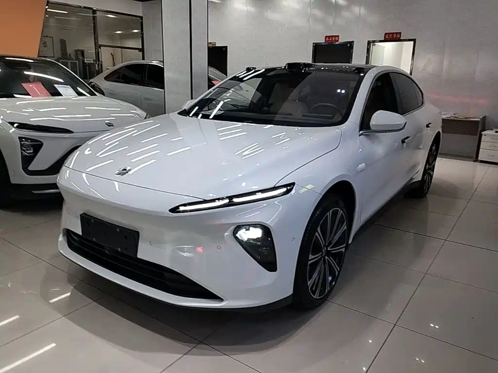 Фото 1 - NIO ET7