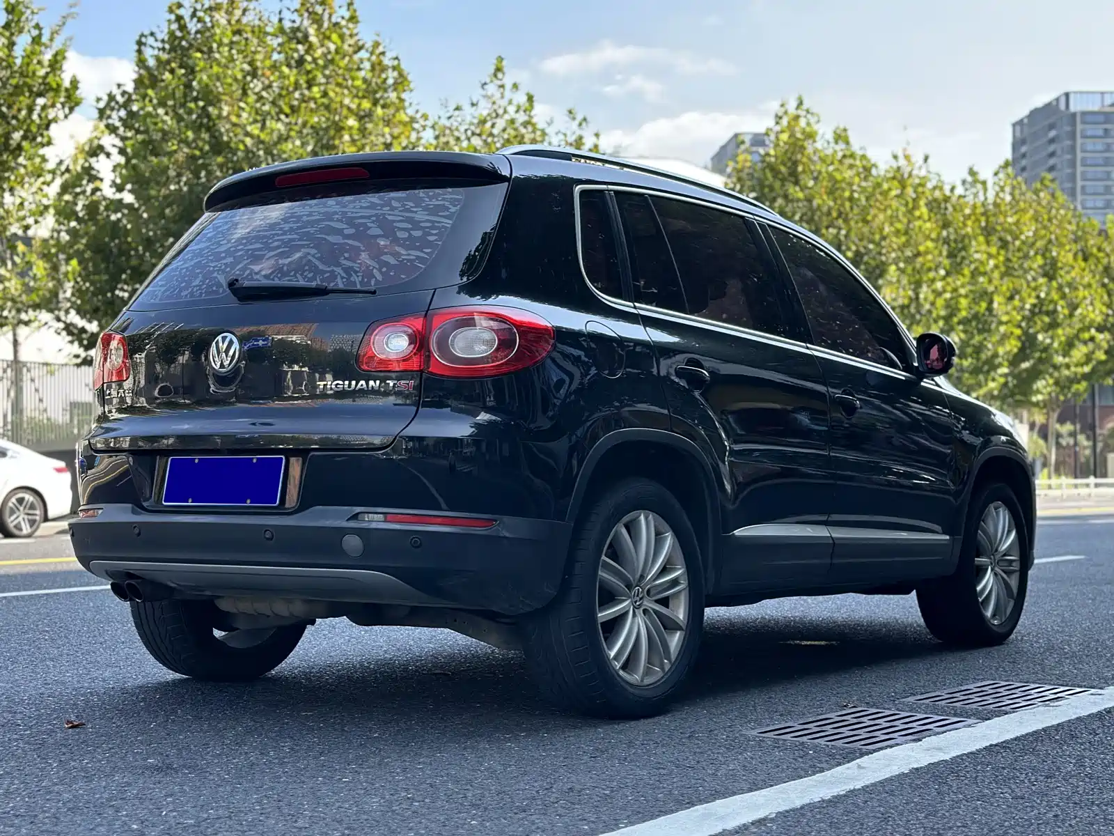 صورة 4 - Volkswagen Tiguan