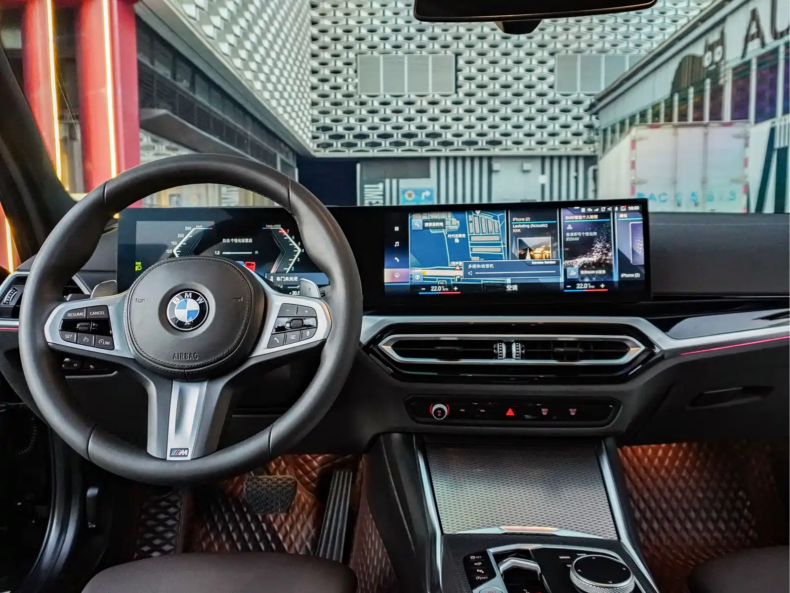 Photo 22 - BMW 3 Series