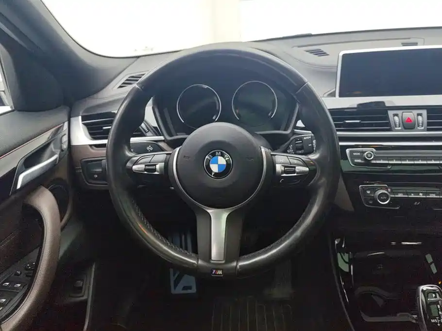 BMW X2 2020 sDrive25i Leading M Off-Road Package фото 15