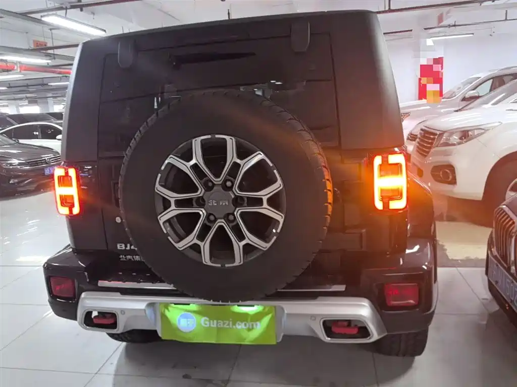BAIC ORV Beijing Offroad BJ40 2024 2.0T Urban Hunter Glory Edition фото 6