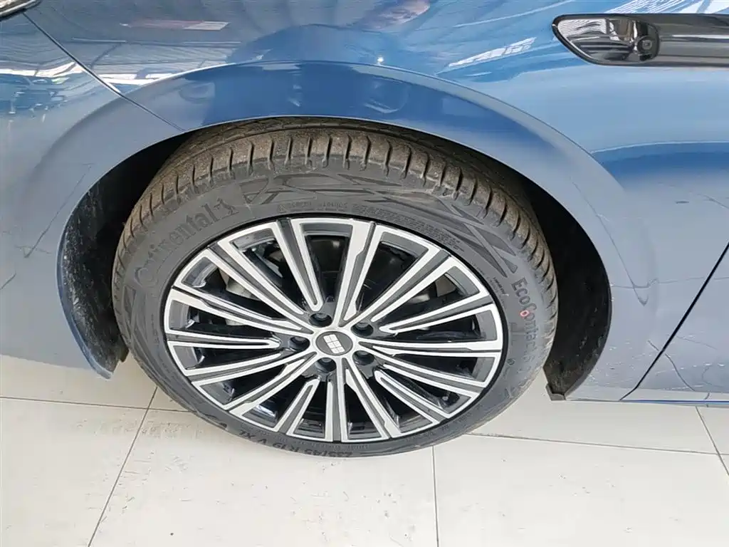 Geely Galaxy Galaxy A7 2025 EM-i фото 23