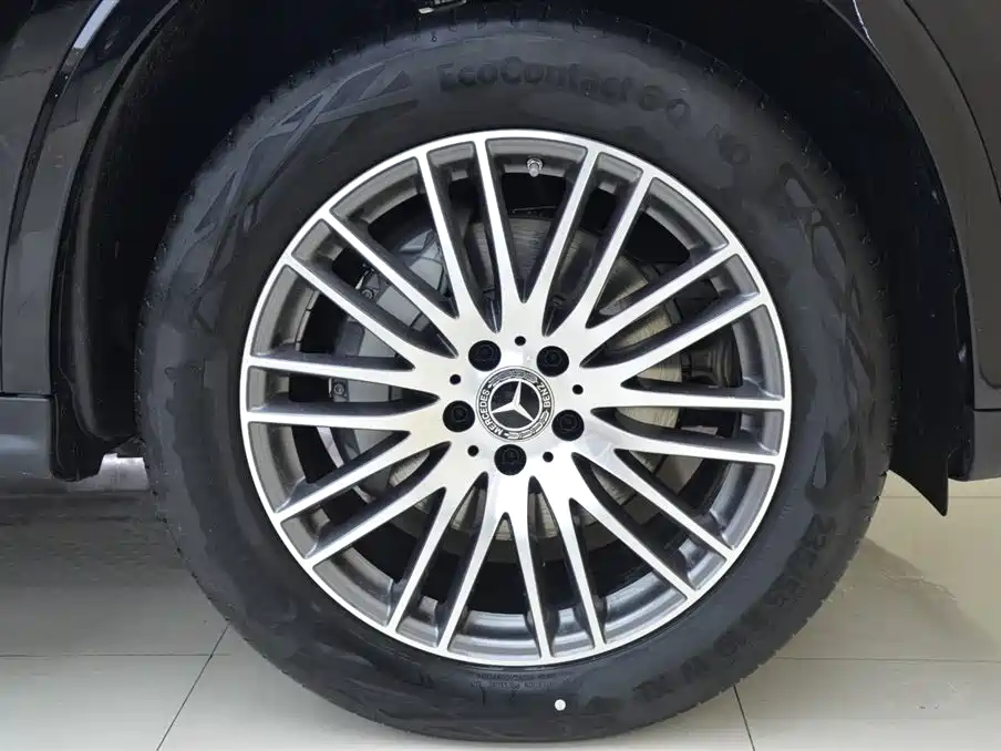Mercedes-Benz GLC 2026 GLC 300 L 4MATIC Sport 5-Seater фото 16
