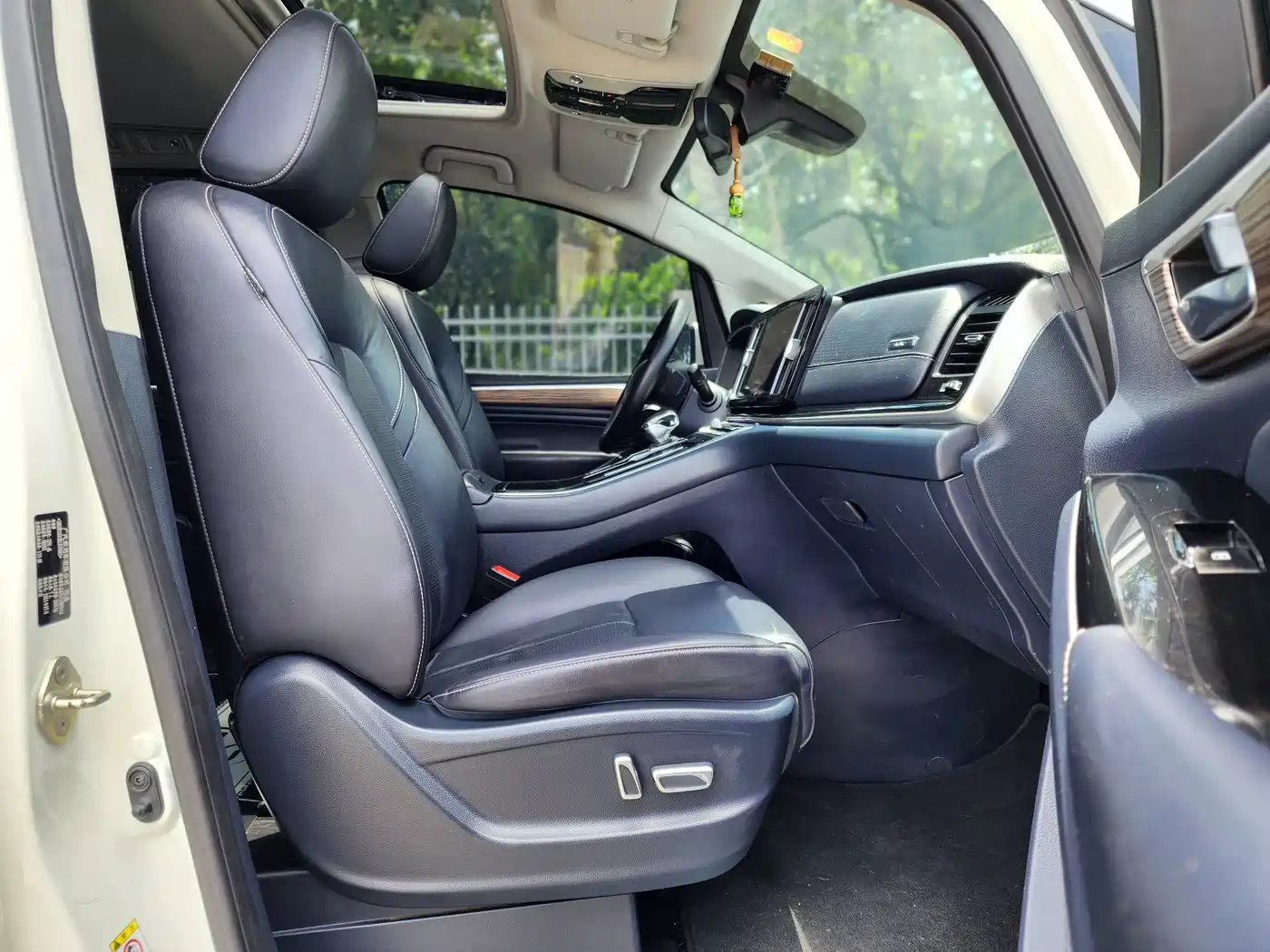 GAC Trumpchi Trumpchi M8 2021 Master Series 390T Ultimate Edition фото 10