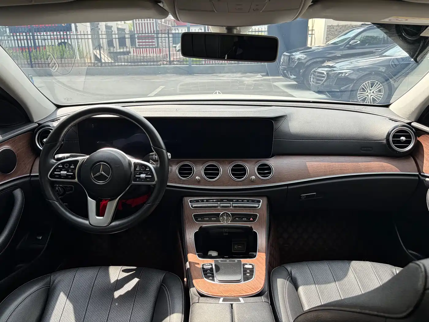 Mercedes-Benz E-Class 2019 E 300 L Luxury фото 17