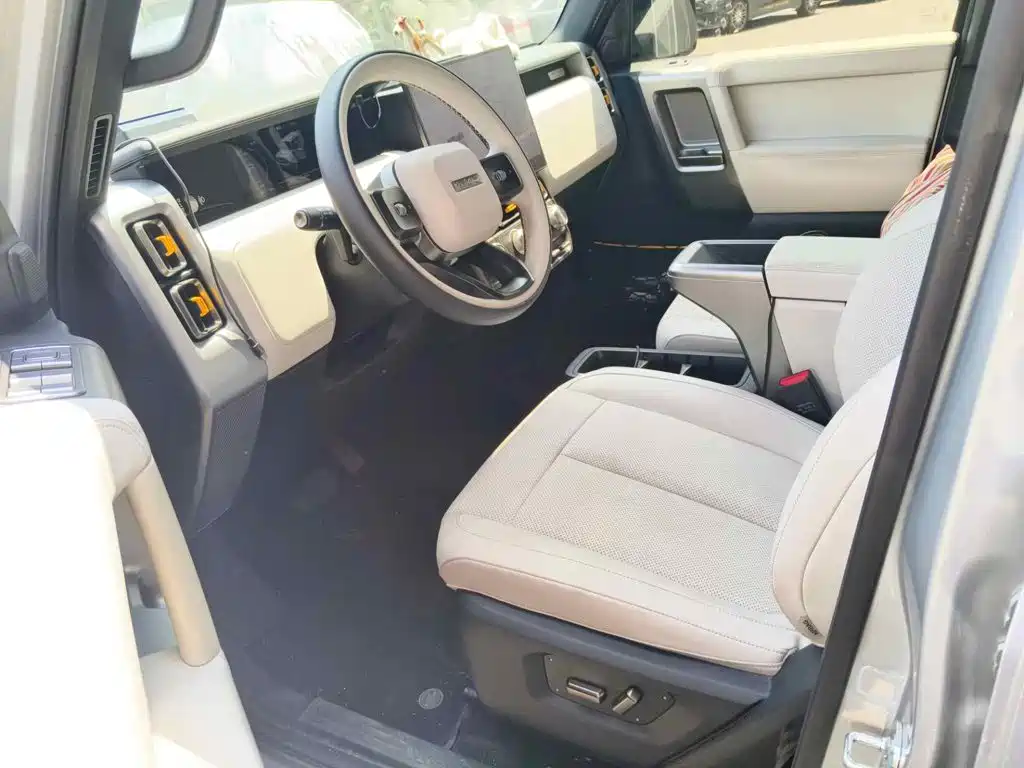 Фото 8 - iCAR V23