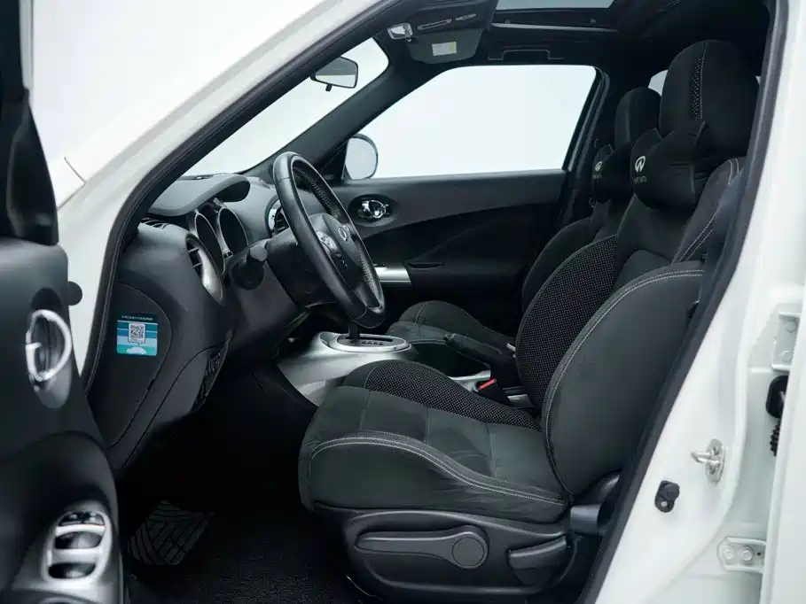 Infiniti ESQ 2019 2014 1.6L Free Edition