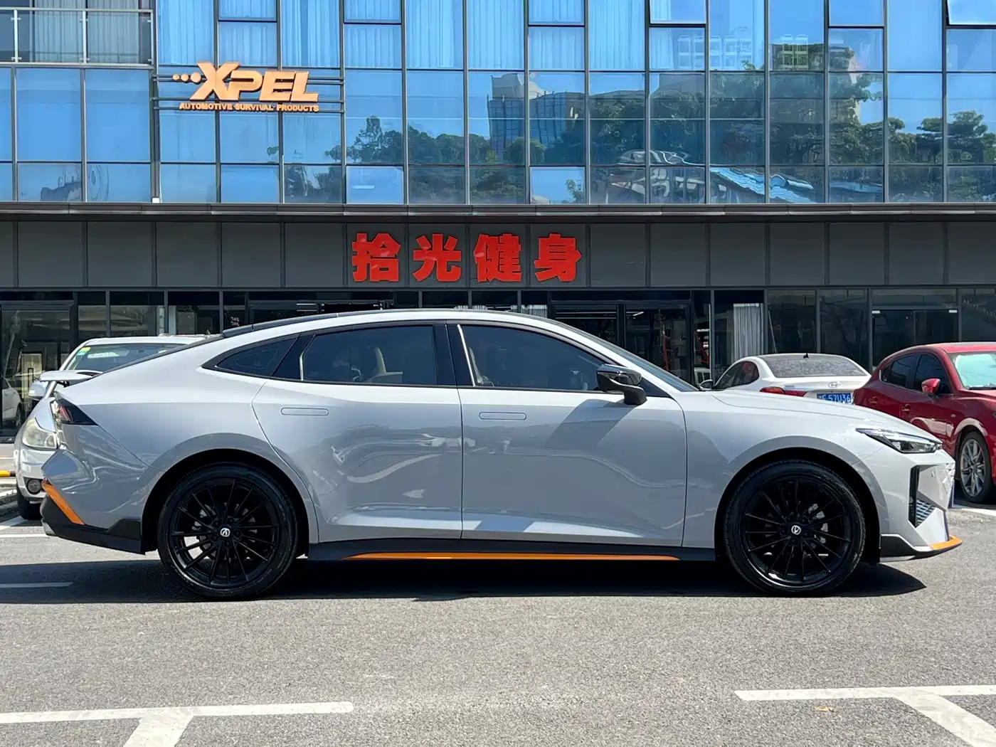 CHANGAN UNI-V