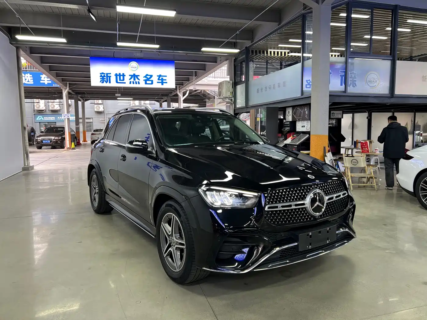 Mercedes-Benz GLE 2024 GLE 450 4MATIC Sport фото 3