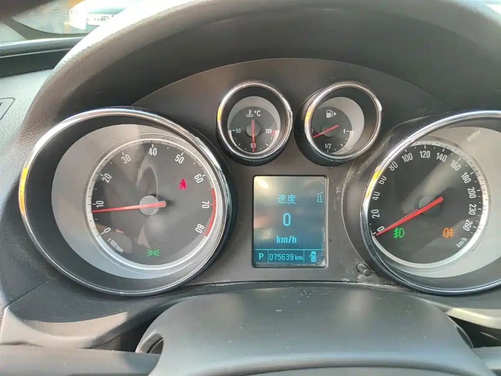 Buick Regal 2015 1.6T Leading Tech Edition фото 12