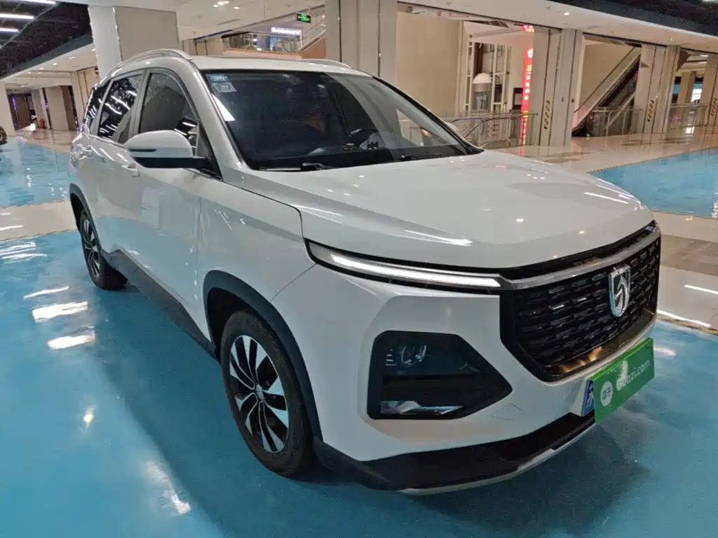 Baojun 530 2020 2021 Global Vehicle Anniversary Edition 1.5T CVT Premium Connected 7-seater