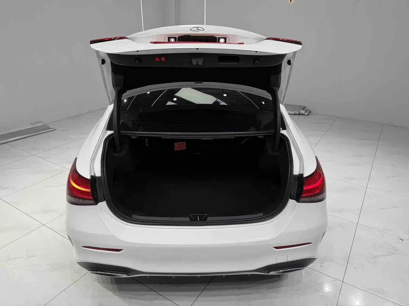 Mercedes-Benz A-Class 2022 A 180 L Sport Sedan фото 22