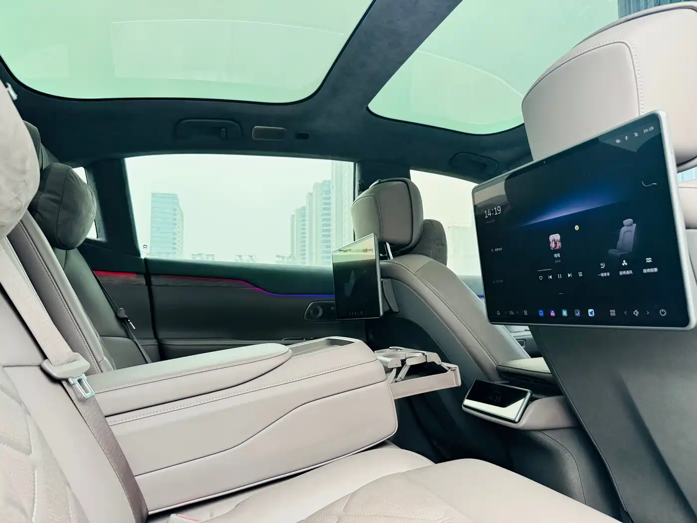 NIO ET7 2024 100kWh Executive Signature Edition фото 11