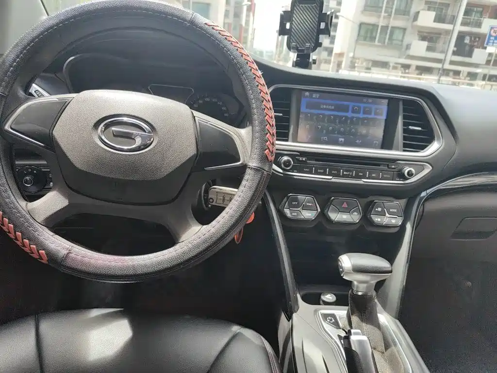 GAC Trumpchi GS4 2015 2015 200T G-DCT Comfort Edition