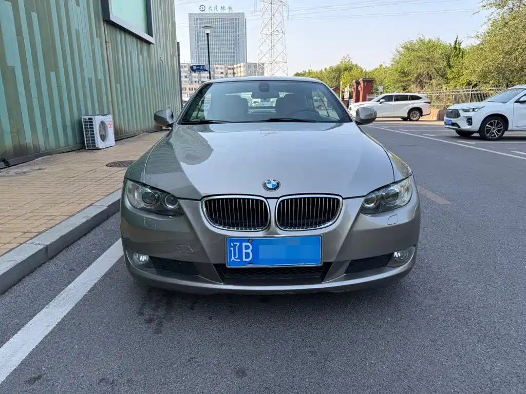 صورة 2 - BMW 3 Series (Import)