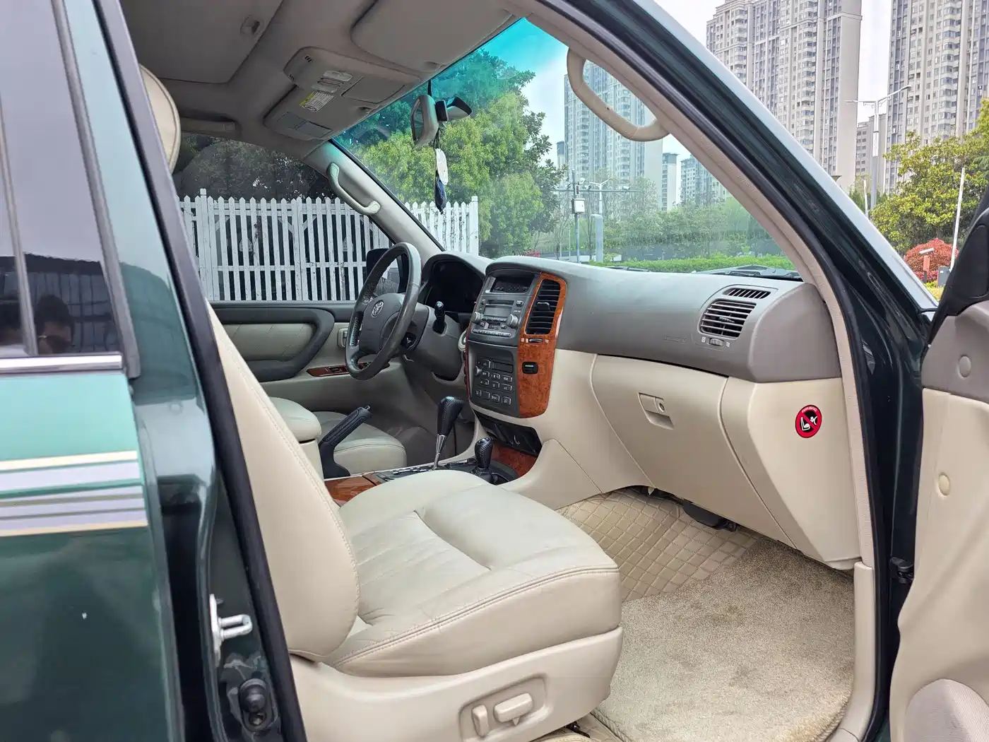 Toyota Land Cruiser фото 5