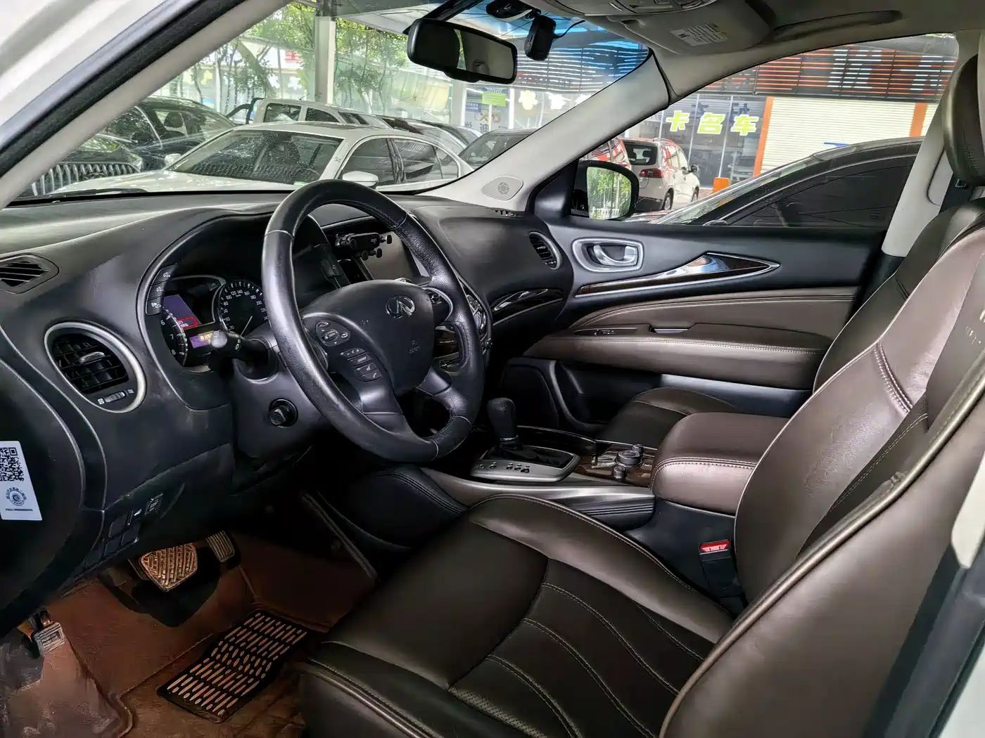 Infiniti QX60 (Import) 2015 2014 Model 2.5 S/C Hybrid 2WD Excellence Edition