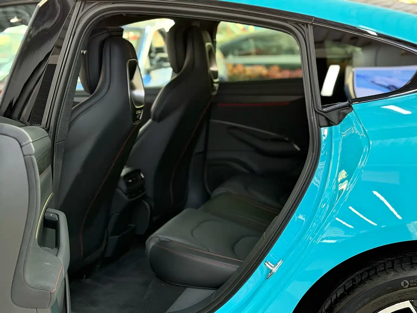 XIAOMI CAR XIAOMI SU7