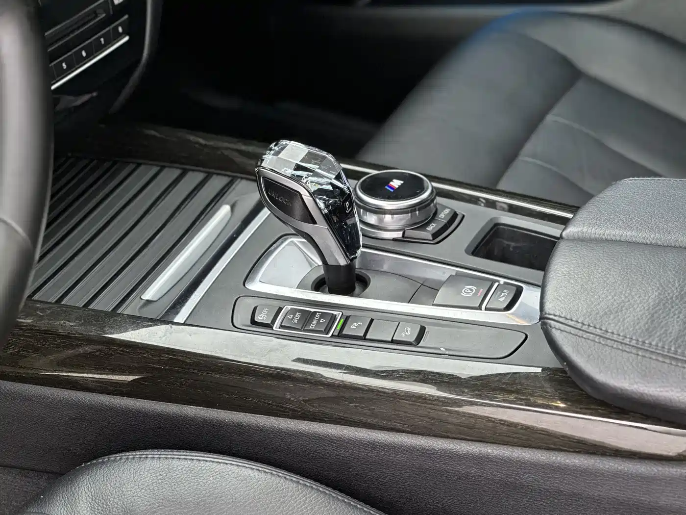 BMW X5 (Import) 2014 xDrive35i Leading фото 14