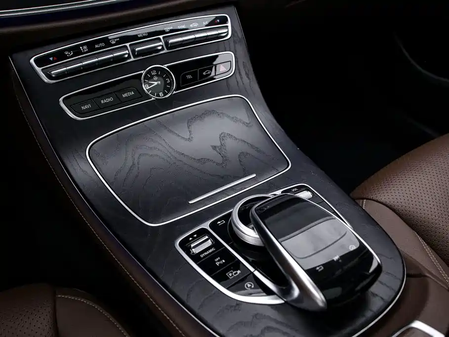 Mercedes-Benz E-Class 2018 Facelift E 300 L Sport Luxury фото 9