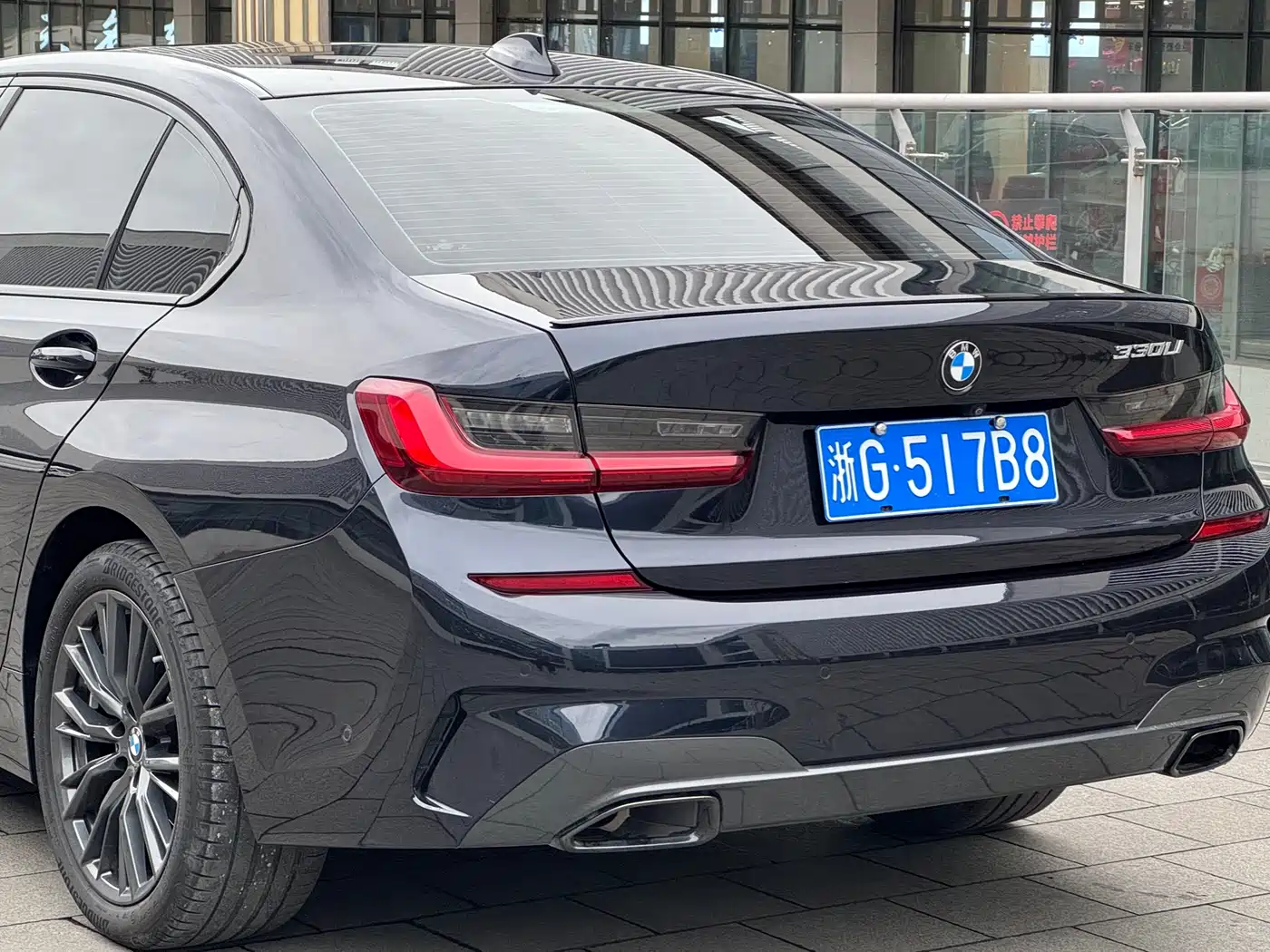 BMW 3 Series 2022 325Li M Sport Shadow Edition фото 7