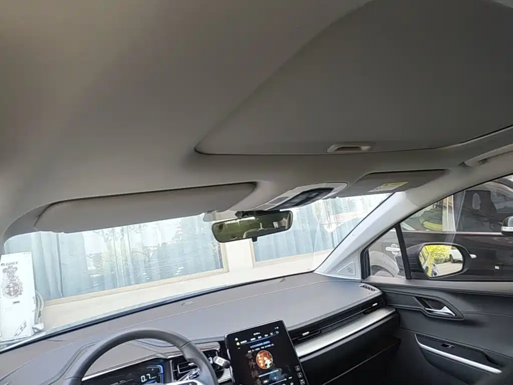 Hyundai Kustu 2026 2024 270TGDi LUX Premium Edition