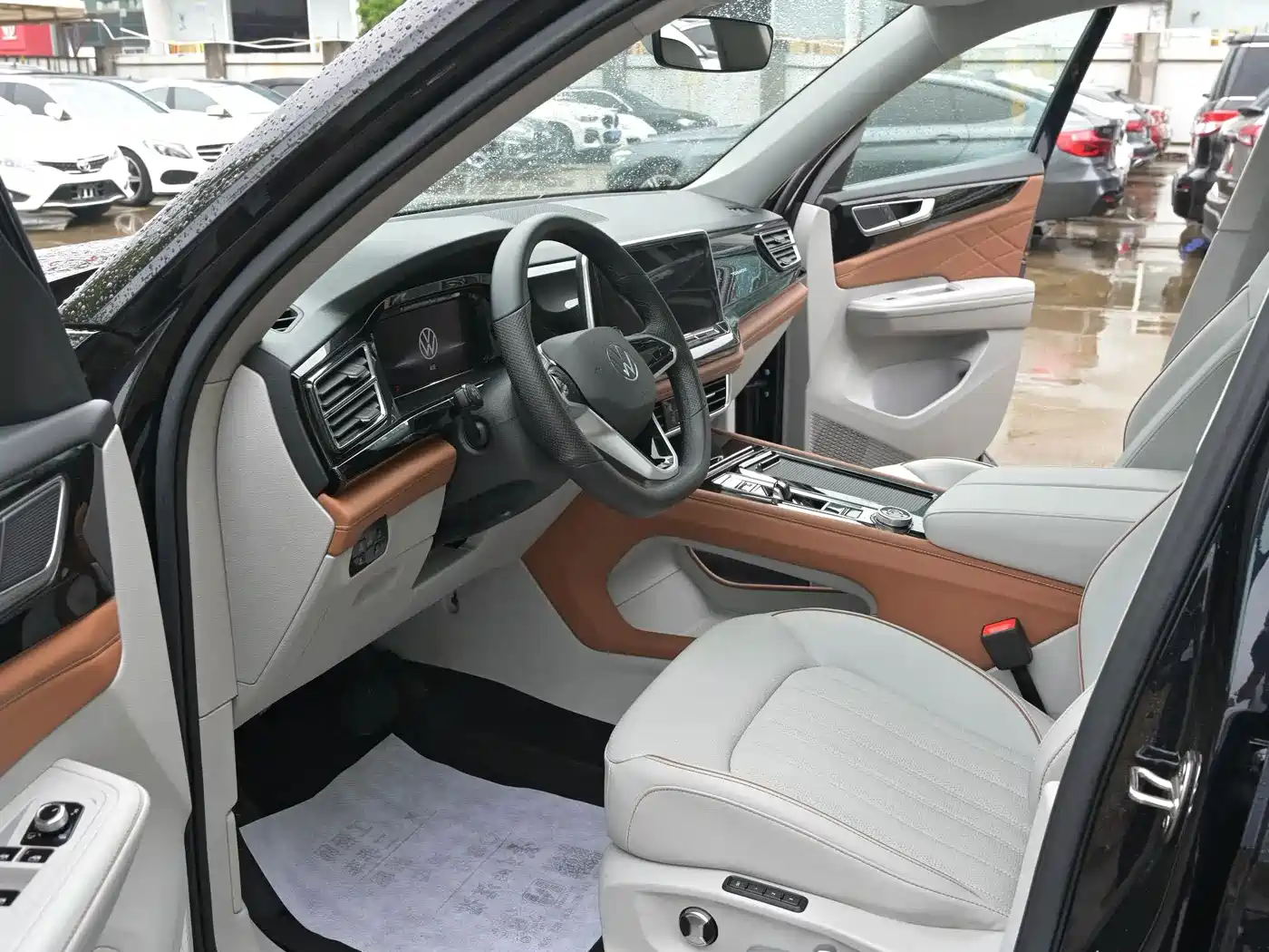 Volkswagen Teramont 2023 380TSI AWD Premium Luxury Edition фото 21