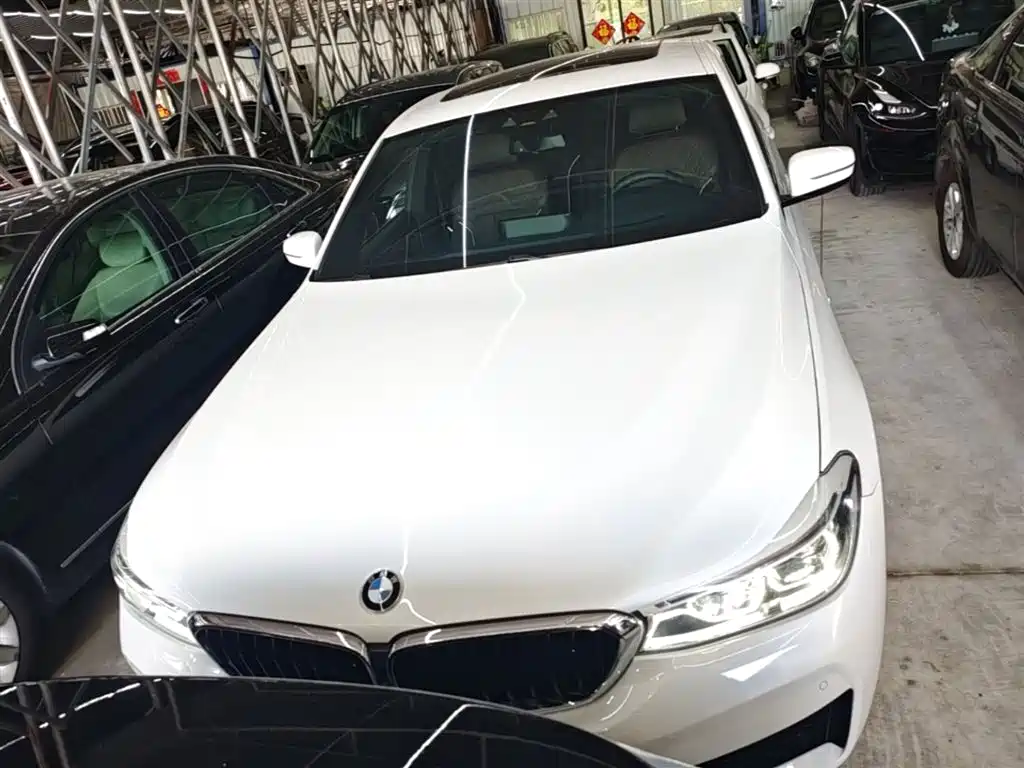 BMW 6 Series GT 2019 630i M Sport Grand Tourer Edition фото 3