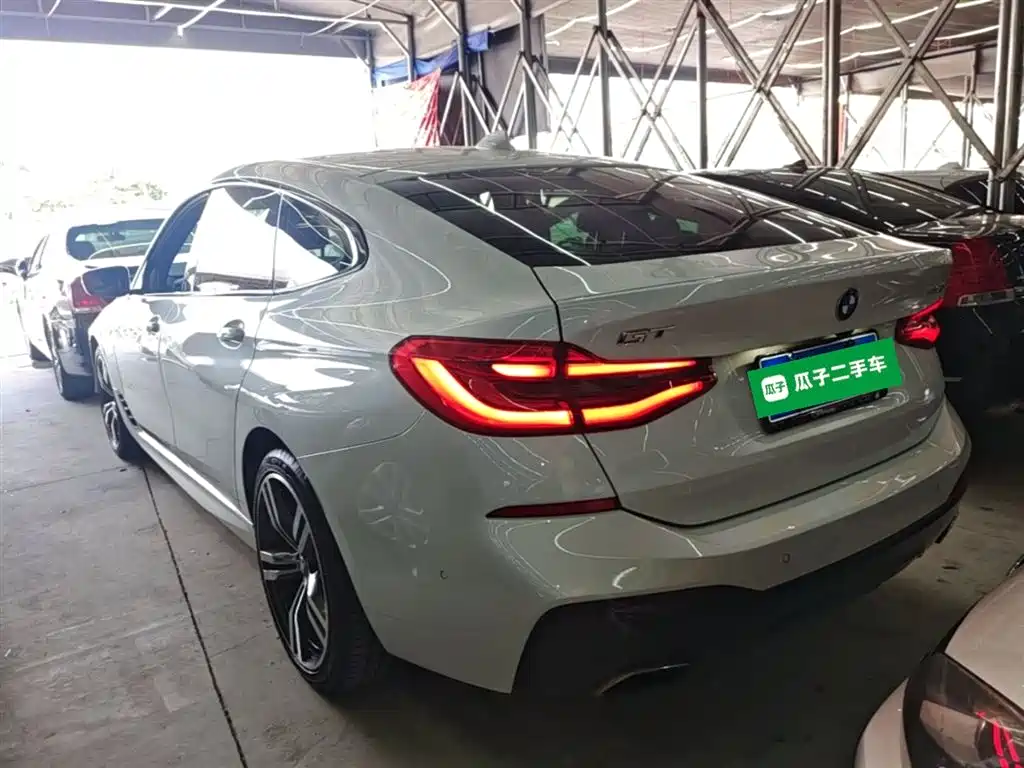 BMW 6 Series GT 2019 630i M Sport Grand Tourer Edition фото 5
