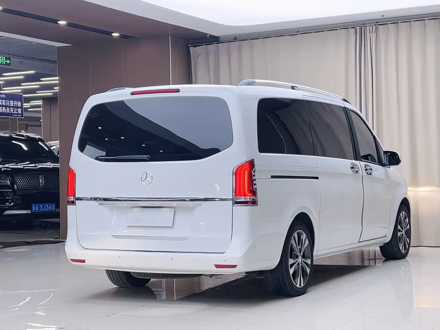Mercedes-Benz V-Class 2018 2016 V 260 Navigator