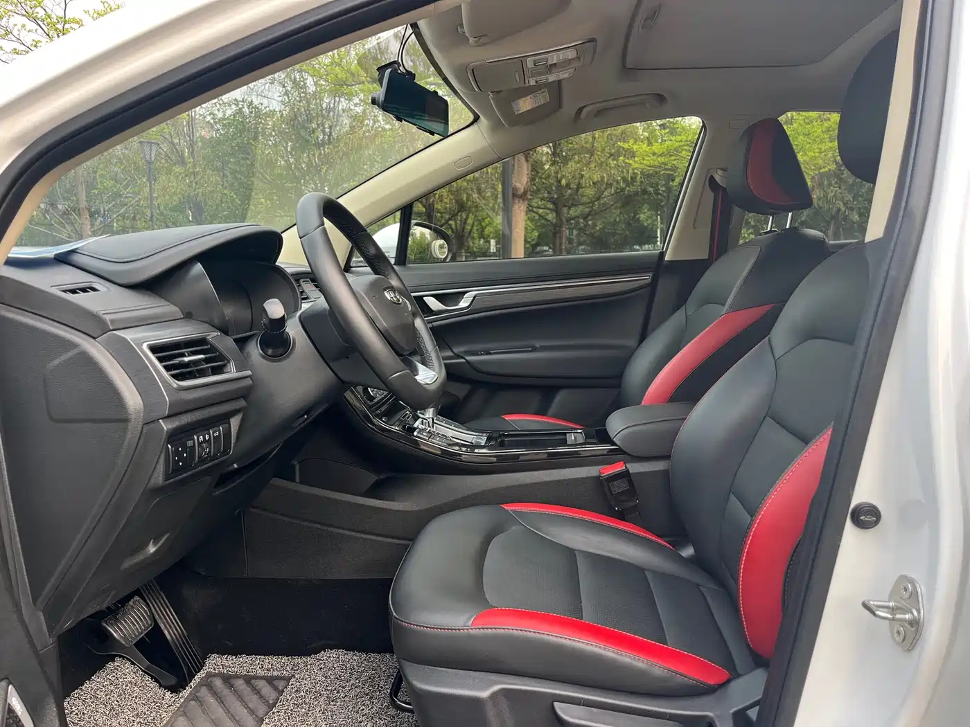 GEELY AUTOMOBILE EMGRAND GS