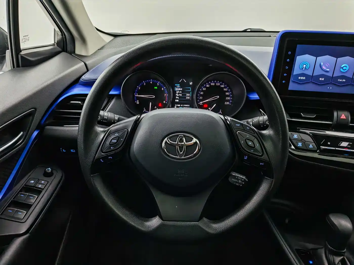 Toyota C-HR 2021 2.0L Comfort Edition фото 14