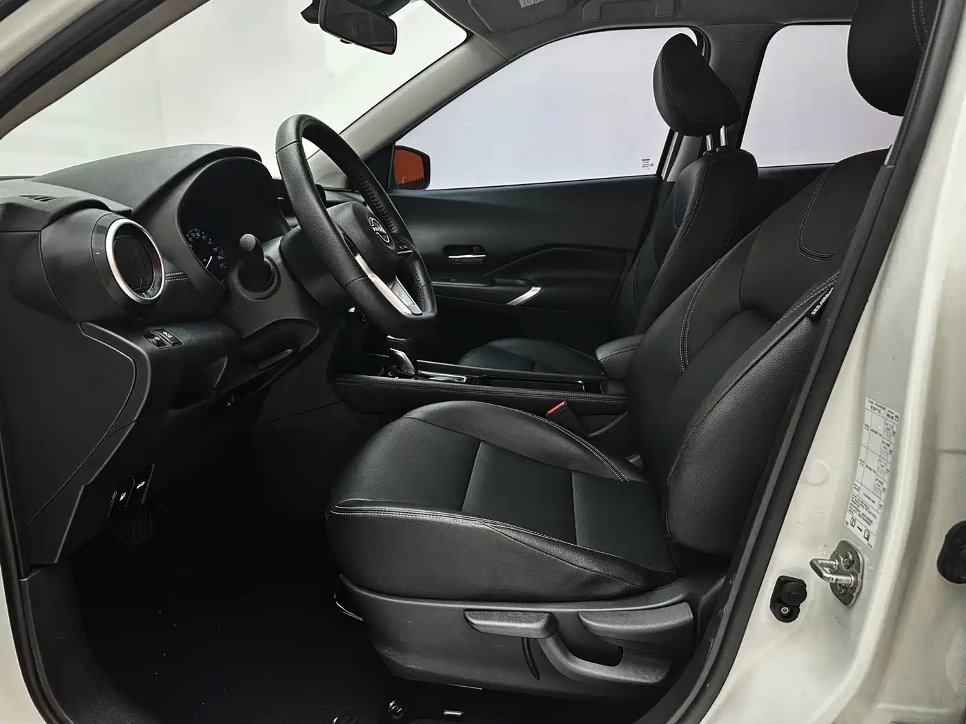 Nissan Kicks 2024 2023 Model Spirited 1.5L Ultimate Dynamic Luxury Edition