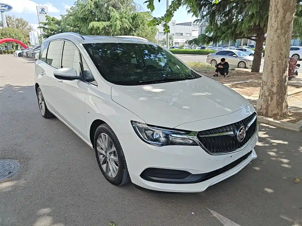BUICK GL6