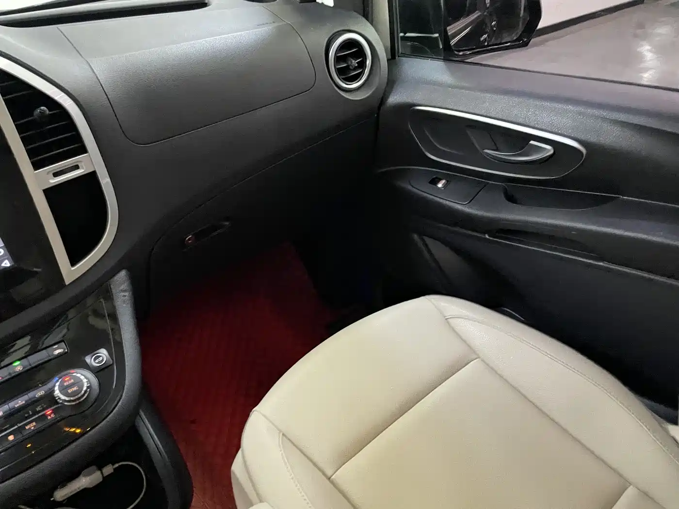Mercedes-Benz Vito 2016 2.0T Business Edition фото 14